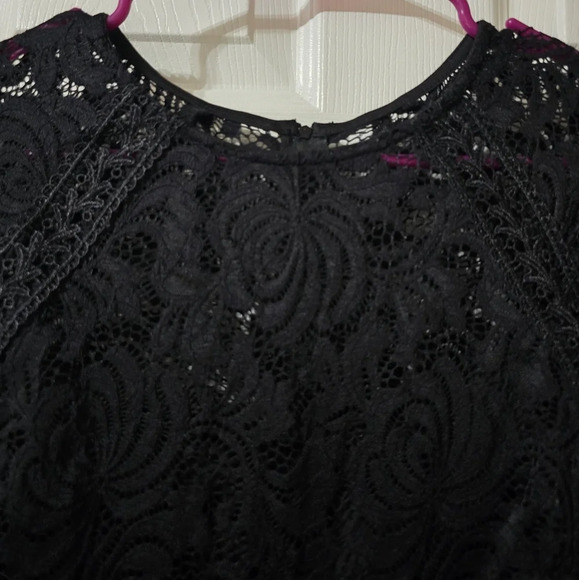 NWT Bisou Bisou Black Lace Shift Midi Dress, Fitted, Cap Sleeves, Lined, Size 6. - Picture 10 of 15
